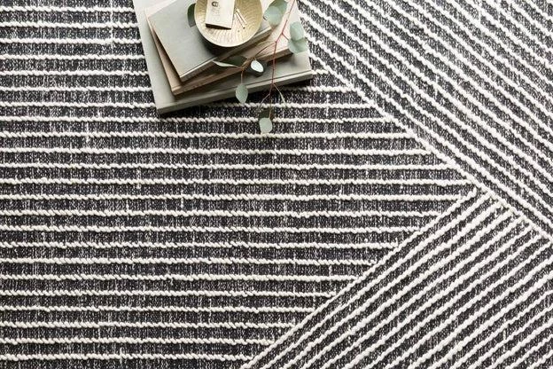 Loloi Rugs Joanna Gaines Newton Rug Collection - NET-01 Charcoal/Ivory