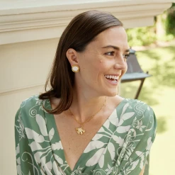 Susan Shaw Jewelry Susan Shaw Handcast Gold With White Coin Pearl Earrings