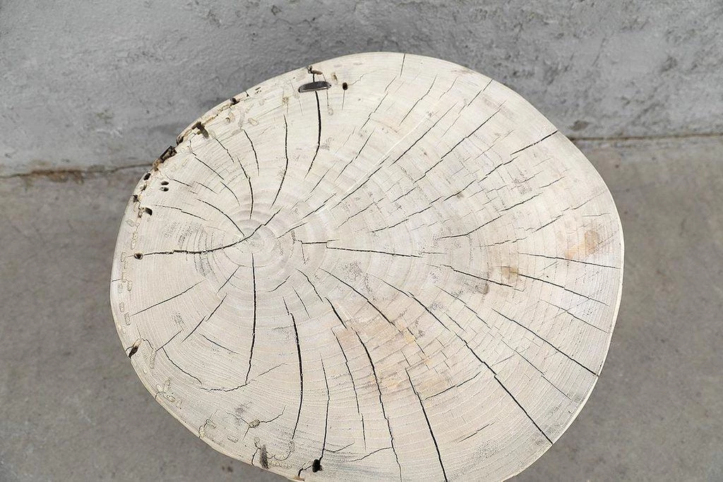 Organic Restoration Reclaimed Poplar Round Table Furniture
