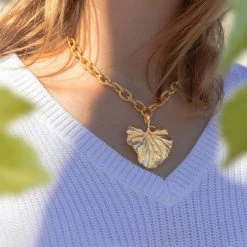 Susan Shaw Jewelry Lily Pad Chain Necklace