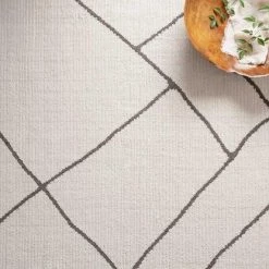 Loloi Rugs Joanna Gaines Logan Rug Collection - LOG-01 Ivory / Charcoal